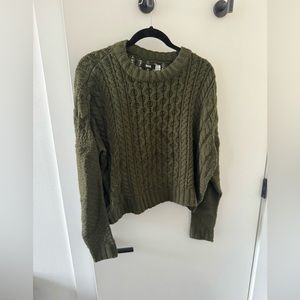 Vintage Urban Outfitters BDG Green Women’s Medium Cropped Knit Crew Neck Sweater